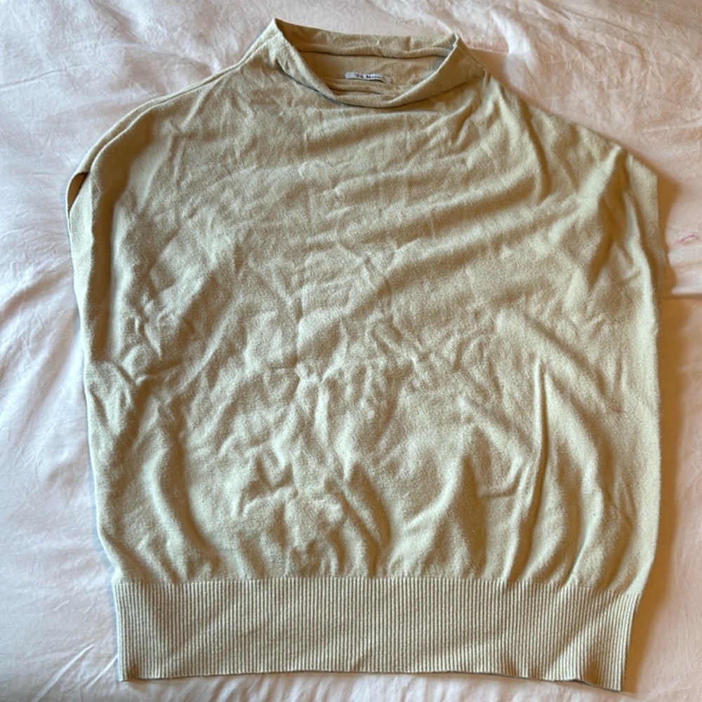 Sleeveless Sweater